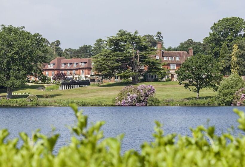 Отель Champneys Forest Mere