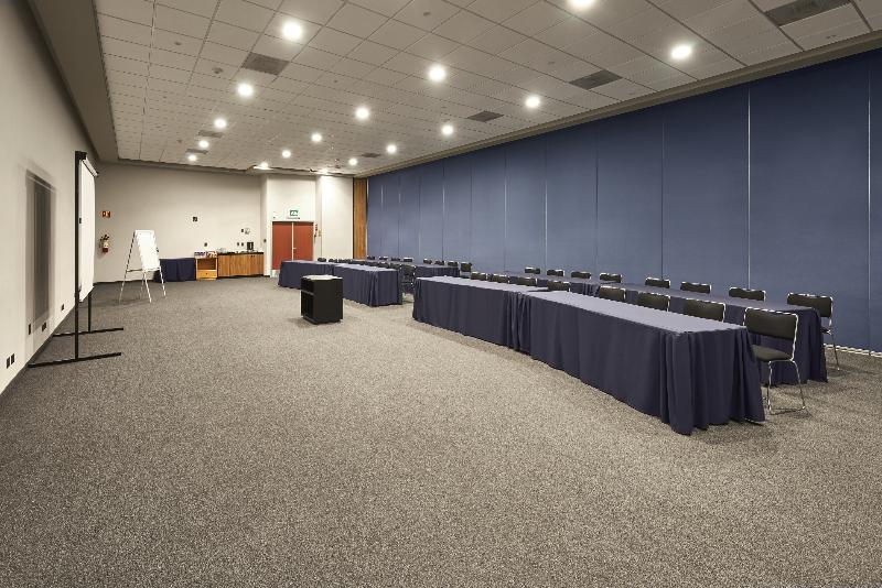 בית מלון כפרי City Express By Marriott Irapuato