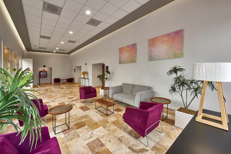 בית מלון כפרי City Express By Marriott Irapuato