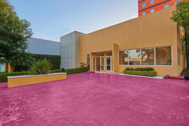 בית מלון כפרי City Express By Marriott Irapuato