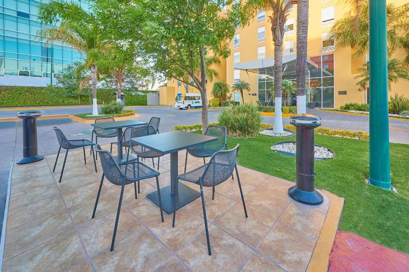 בית מלון כפרי City Express By Marriott Irapuato