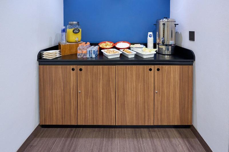 فندق City Express By Marriott Saltillo Norte