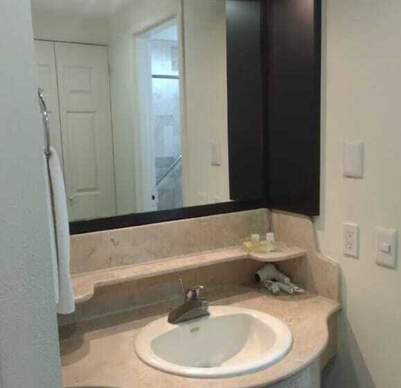 ホテル Ramada By Wyndham Ciudad De Mexico Perinorte