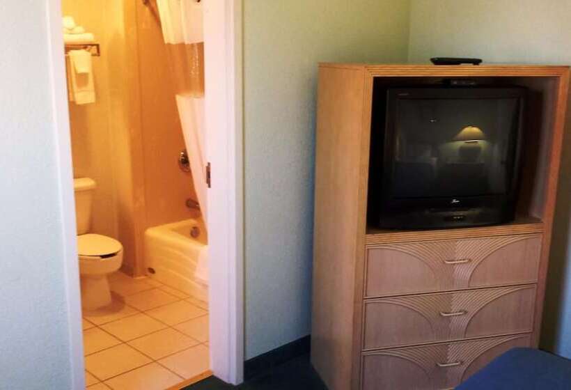 Hotel Cocoa Beach Suites