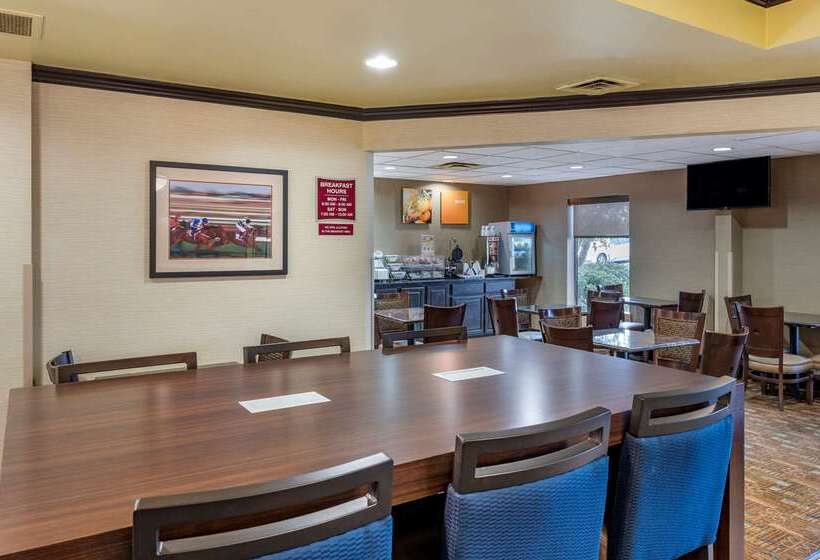 ホテル Comfort Inn Airport Turfway Road