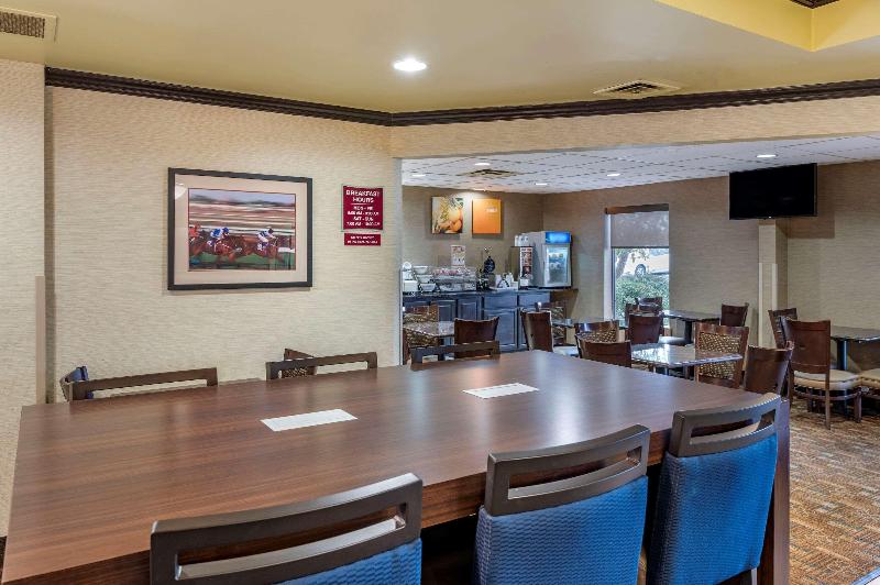 ホテル Comfort Inn Airport Turfway Road