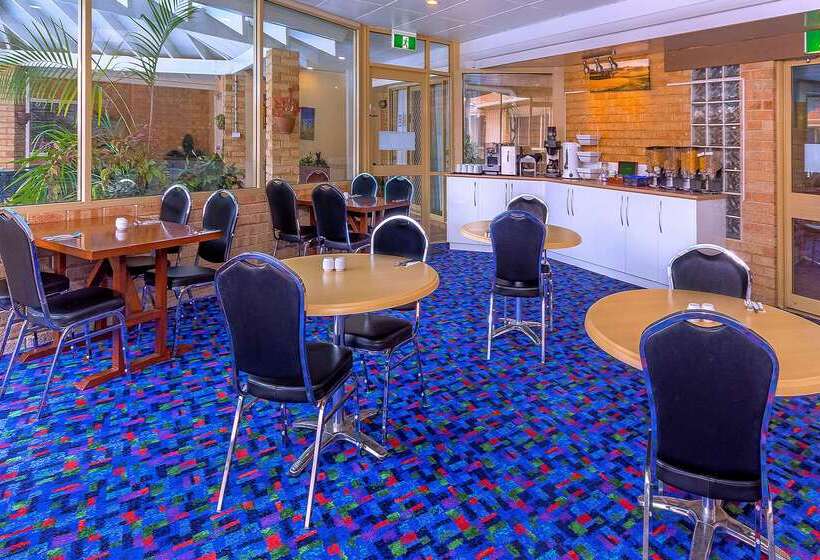 هتل Comfort Inn Bay Of Isles