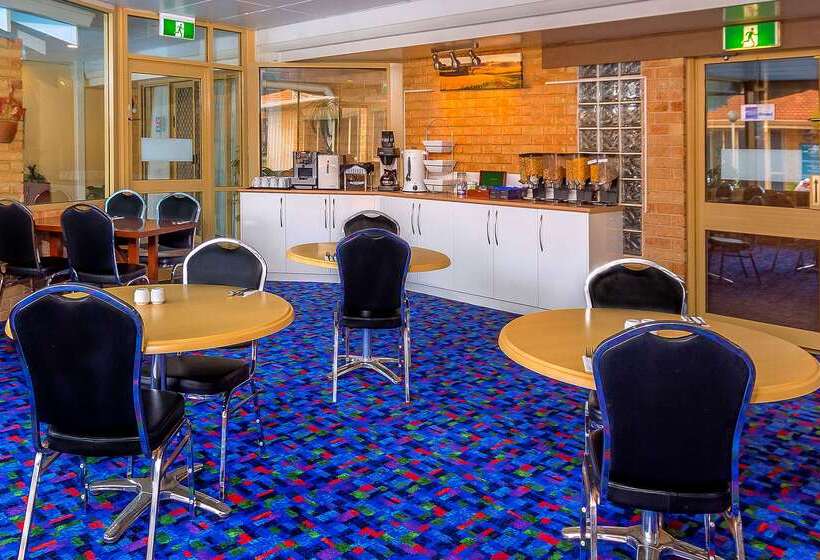 هتل Comfort Inn Bay Of Isles