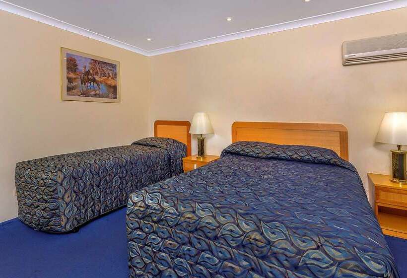 هتل Comfort Inn Bay Of Isles