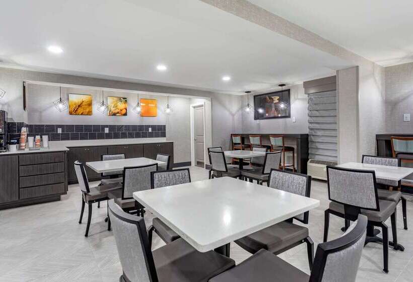 هتل Comfort Inn Nashville  Opryland Area