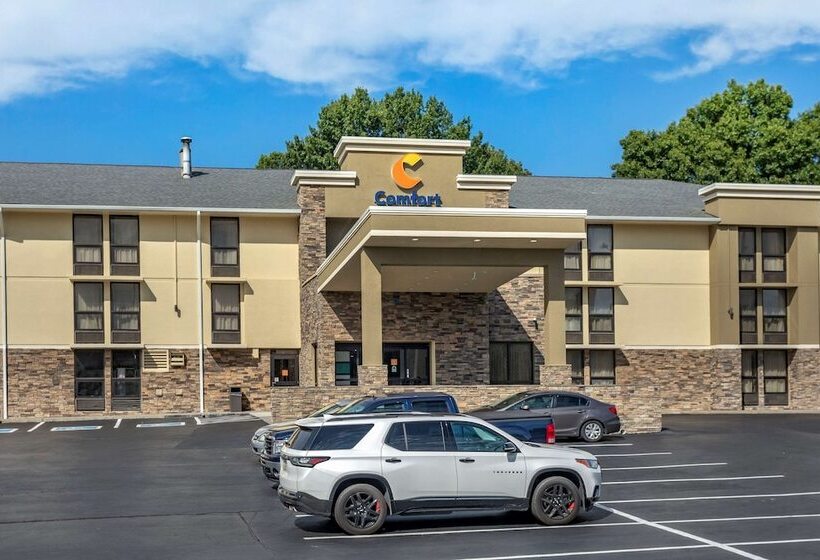 هتل Comfort Inn Nashville  Opryland Area