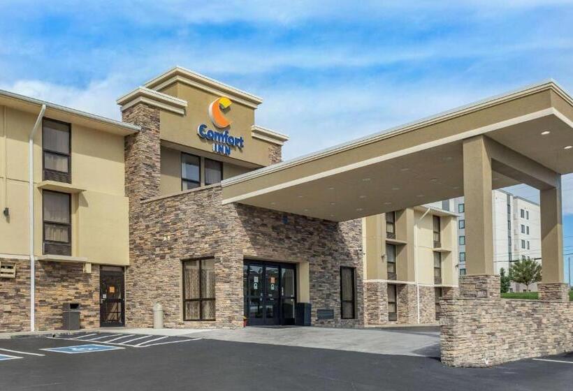 هتل Comfort Inn Nashville  Opryland Area