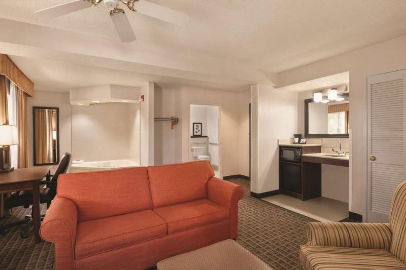 فندق Country Inn & Suites By Radisson, Lawrenceville, Ga