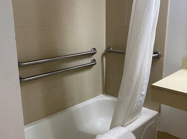 فندق Country Inn & Suites By Radisson, Lawrenceville, Ga