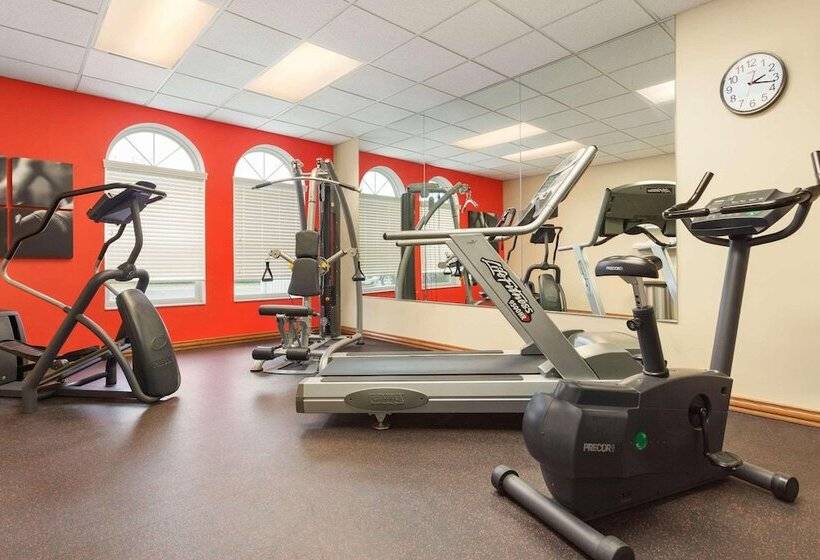 Country Inn & Suites By Radisson, Lincoln North Hotel And Conference Center, Ne