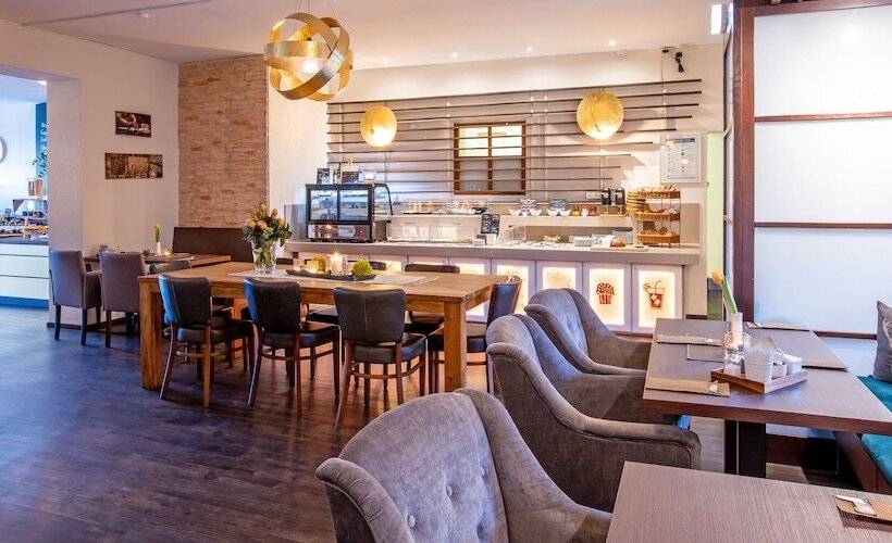 هتل Das Kronprinz