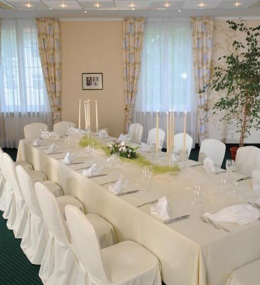 호텔 Der Lindenhof