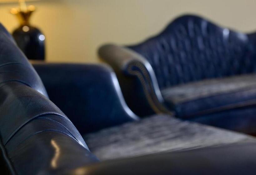 ホテル Der Lindenhof