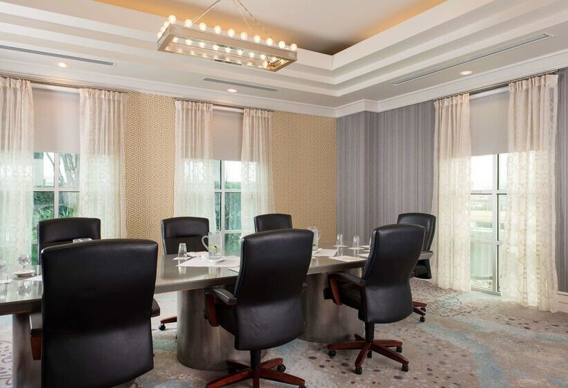 Doubletree By Hilton Hotel Dallas – Love Field