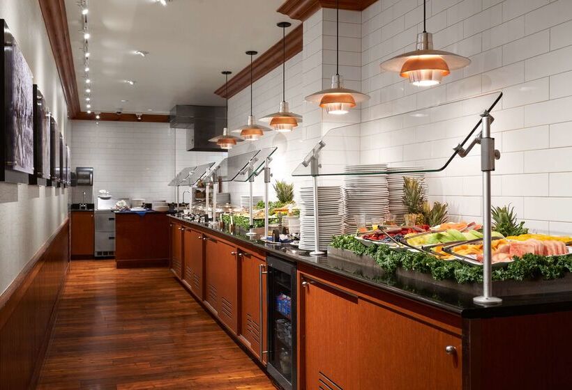 Doubletree By Hilton Hotel Dallas – Love Field