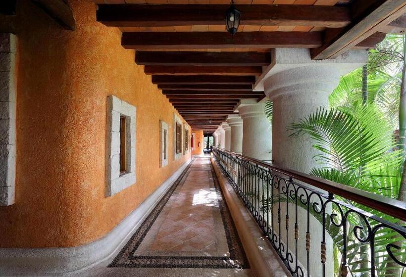 ホテル Eurostars Hacienda Vista Real