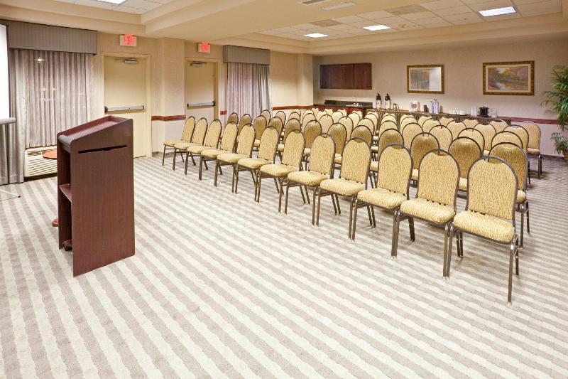 Отель Holiday Inn Express & Suites Austin Round Rock By Ihg