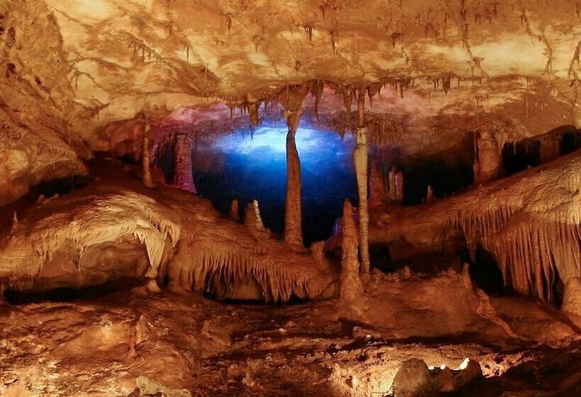 Отель Holiday Inn Express & Suites Austin Round Rock By Ihg