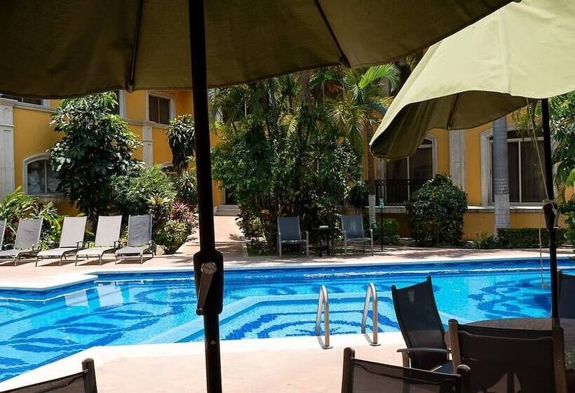 فندق Hacienda Real Del Carmen