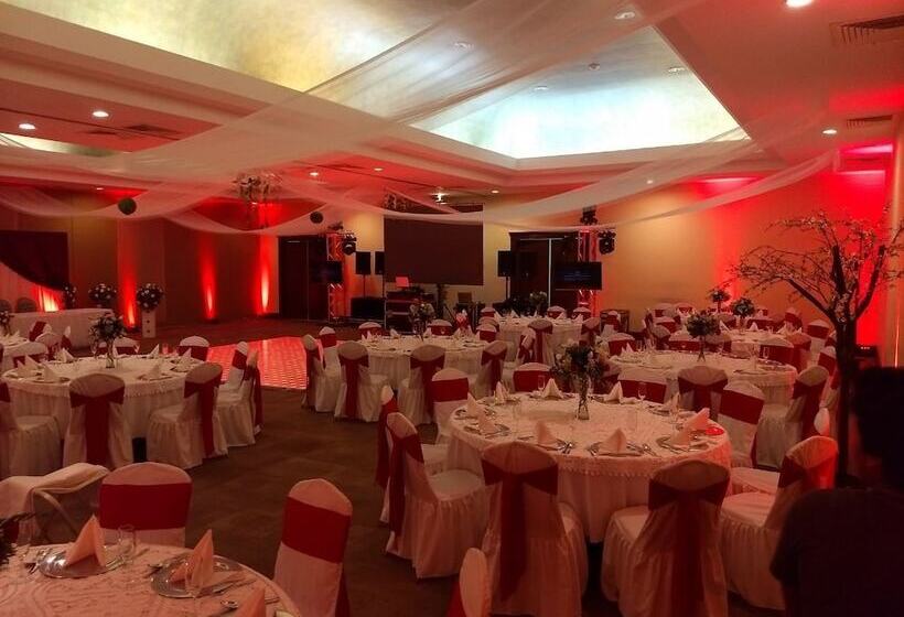 فندق Hacienda Real Del Carmen