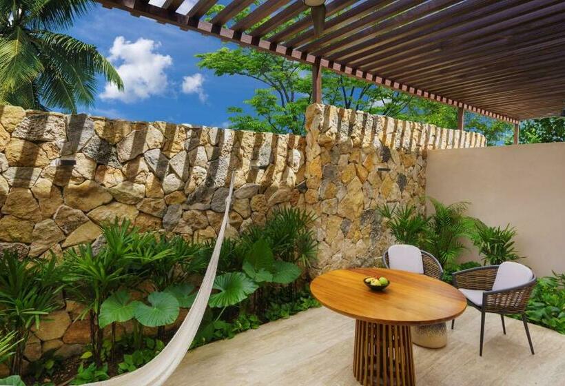 Отель Hacienda Xcanatun, Angsana Heritage Collection