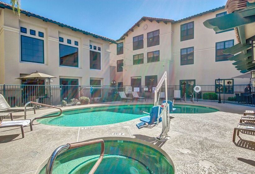 فندق Hampton Inn & Suites Phoenix Goodyear