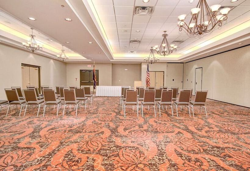 בית מלון כפרי Hampton Inn & Suites Phoenix Goodyear