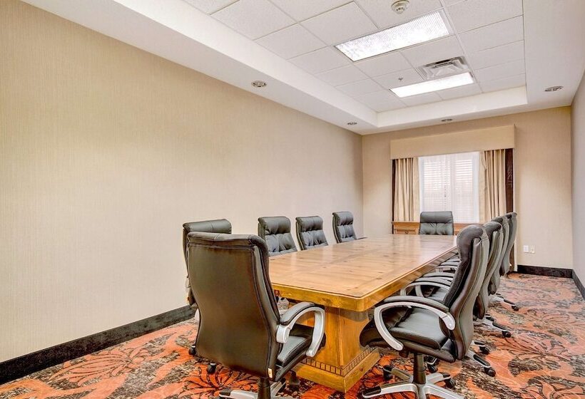 فندق Hampton Inn & Suites Phoenix Goodyear