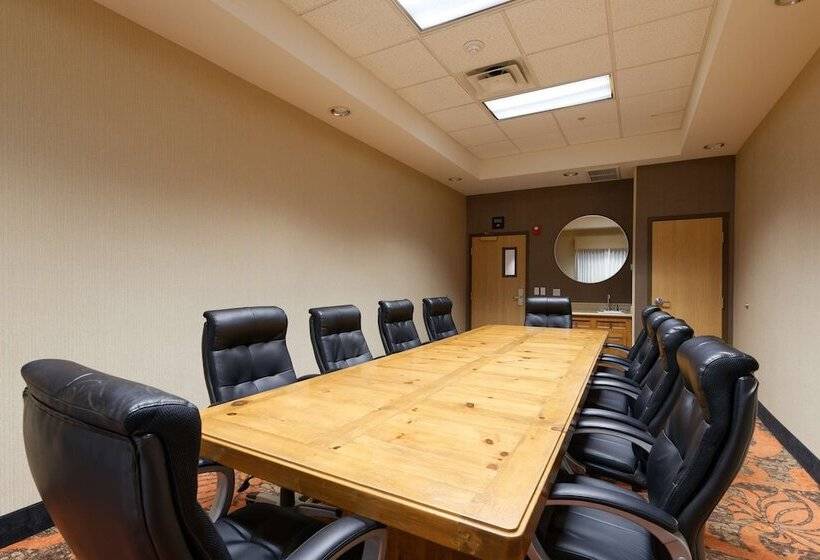 فندق Hampton Inn & Suites Phoenix Goodyear