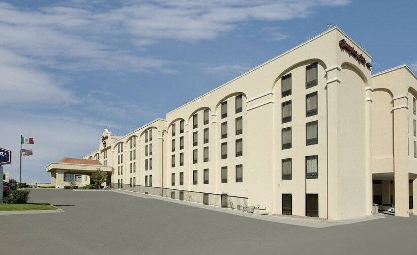 هتل Hampton By Hilton Chihuahua