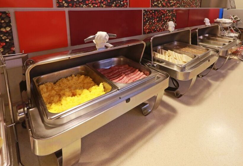 هتل Hampton By Hilton Chihuahua