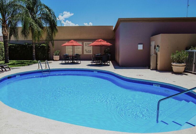 בית מלון כפרי Hampton Inn By Hilton Torreónairport Galerías