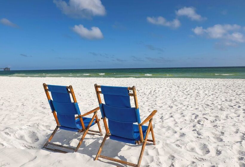 فندق Hampton Inn Ft. Walton Beach