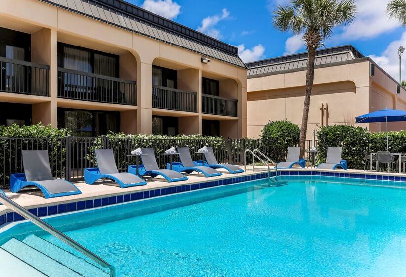 فندق Hampton Inn Ft. Walton Beach