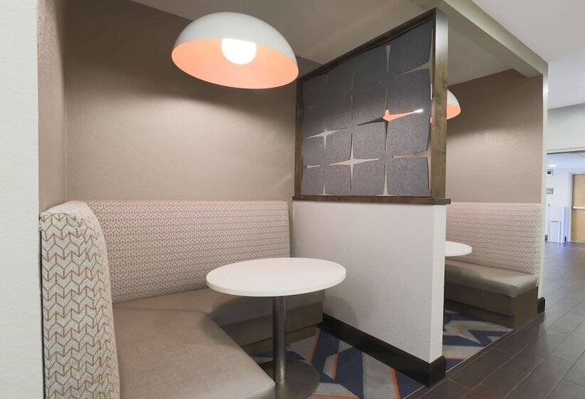 فندق Hampton Inn Ft. Walton Beach