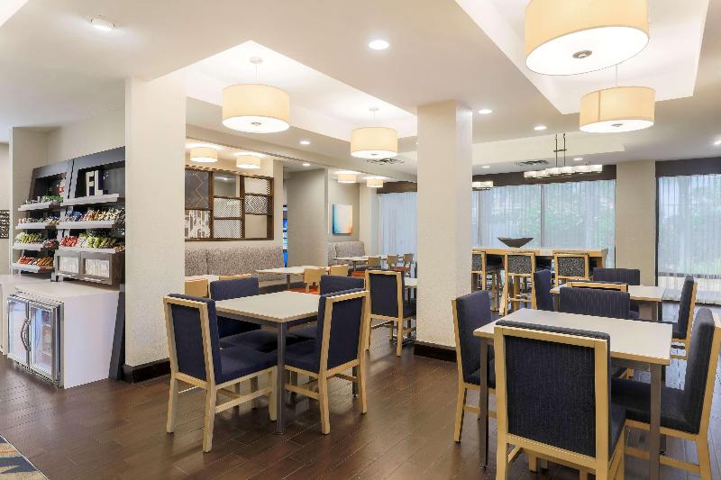 فندق Hampton Inn Ft. Walton Beach