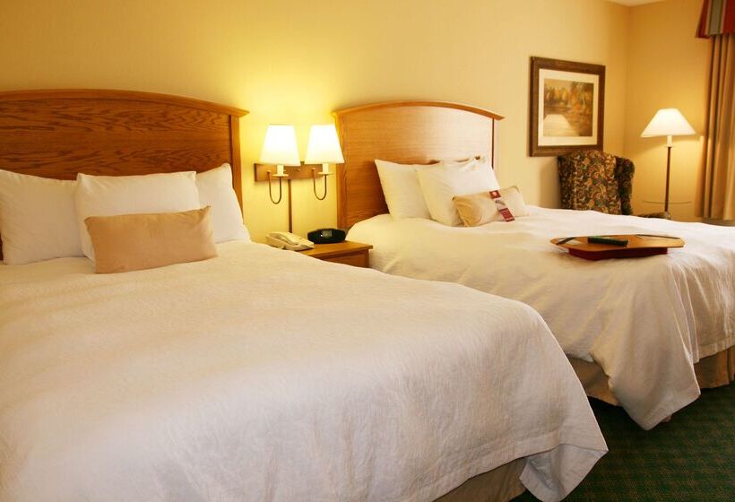 فندق Hampton Inn Guntersville