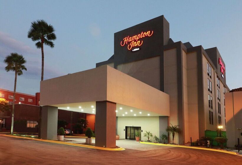 호텔 Hampton Inn By Hilton Monterrey Airport