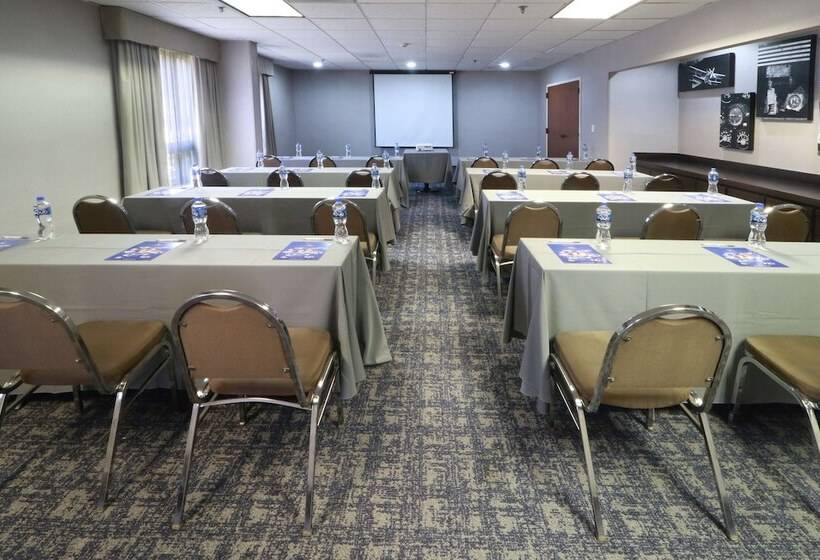 호텔 Hampton Inn By Hilton Monterrey Airport