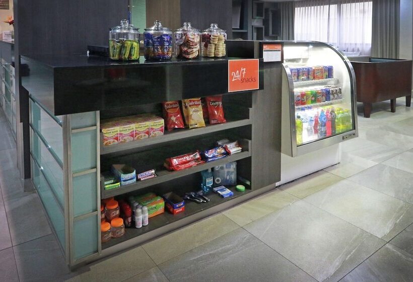 호텔 Hampton Inn By Hilton Monterrey Airport