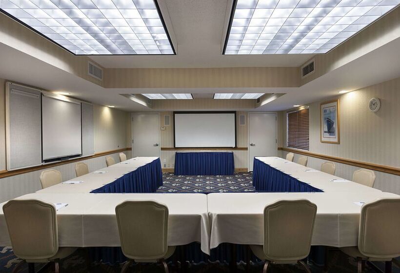 هتل Hampton Inn & Suites Myrtle Beach/oceanfront