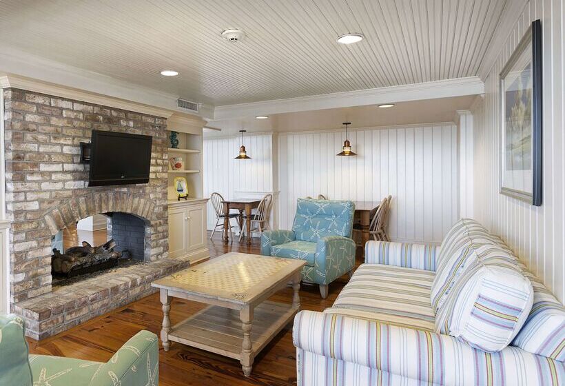 هتل Hampton Inn & Suites Myrtle Beach/oceanfront