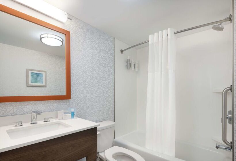 هتل Hampton Inn & Suites Myrtle Beach/oceanfront