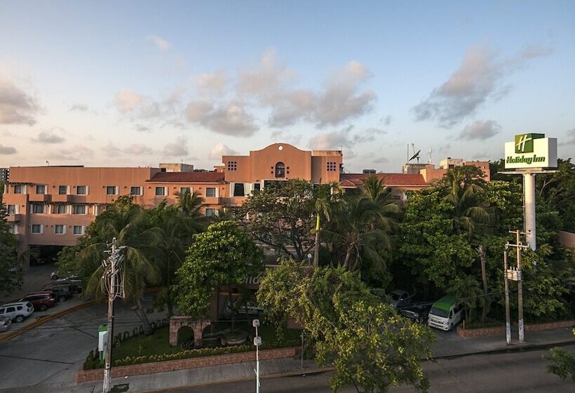 בית מלון כפרי Holiday Inn Ciudad Del Carmen, An Ihg