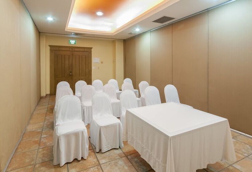 בית מלון כפרי Holiday Inn Ciudad Del Carmen, An Ihg